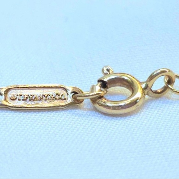Tiffany & Co Crown Key in Yellow Gold with Diamonds, 1.5” - Picture 5 of 5
